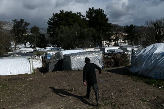 Χίος: Βγαίνουν στους δρόμους κατά της δομής προσφύγων στη θέση Άκρα Παχύ