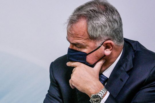 Αντιδράσεις για την ωμή πρόκληση Βορίδη με τους περιττούς δημοσίους υπαλλήλους 