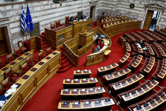 Δριμεία κριτική για ΕΡΤ, ΜΜΕ και κακοκαιρία