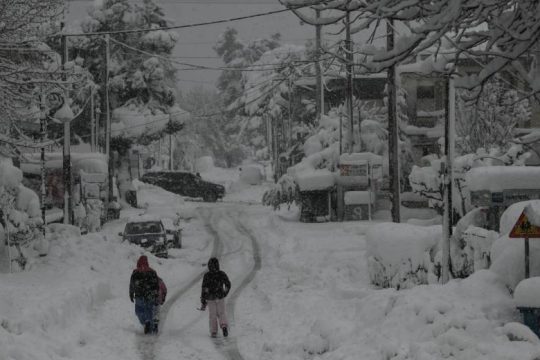 Πολίτες στο έλεος του χιονιά και του «επιτελικού κράτους»