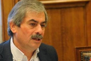 Άκου ανθρωπάκο κ. Μητσοτάκη -Οφειλόμενη απάντηση