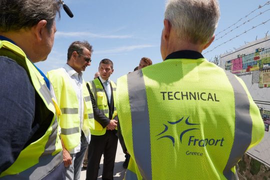 Προβλήματα στο αεροδρόμιο της Σαντορίνης