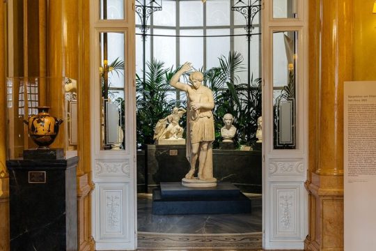 «Αρχαιολατρεία και Φιλελληνισμός» με εικονική ξενάγηση