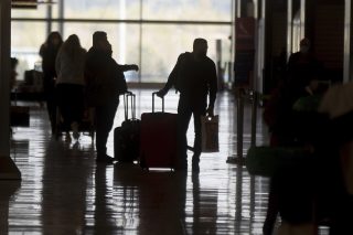 Καλό Ιούνιο το πιστοποιητικό, καλό… Αύγουστο η βρετανική έξοδος