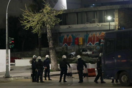Ν. Φίλης: «Νίκη η αποχώρηση της αστυνομίας από την πρυτανεία του ΑΠΘ»