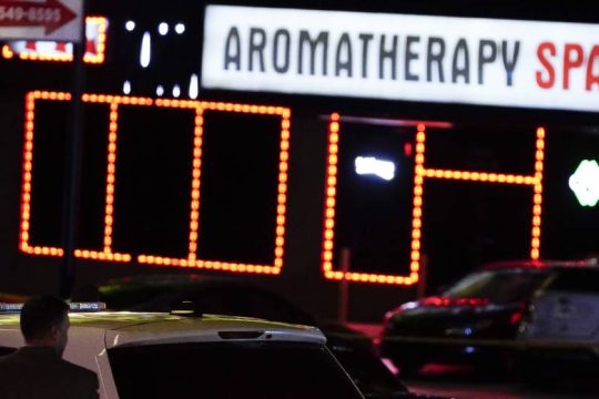 Φονικές επιθέσεις σε ινστιτούτα μασάζ και σπα στην Ατλάντα των ΗΠΑ