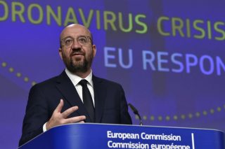 «Να μη μας τυφλώνει η ανυπομονησία» λέει ο Σαρλ Μισέλ για τα εμβόλια