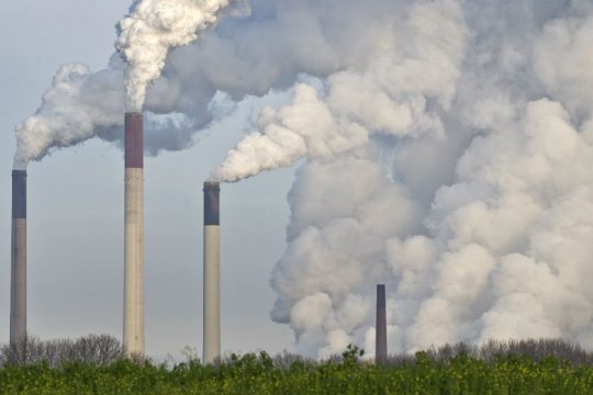 Διεθνής Οργανισμός Ενέργειας: Νέα αύξηση του διοξειδίου του άνθρακα παρά τα λοκντάουν