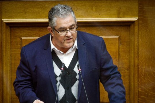 «Κραυγή αγωνίας στην πρώτη γραμμή της πανδημίας, καταρρέει το ΕΣΥ»