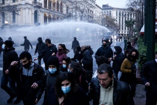 Άγρια καταστολή στην συγκέντρωση για τον Κουφοντίνα