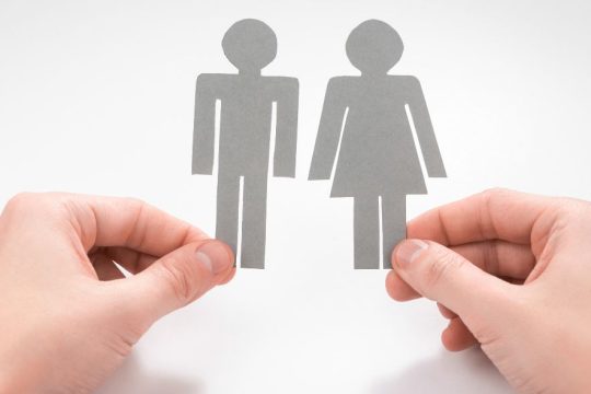 Καίριο πλήγμα στην ισότητα των δύο φύλων από την πανδημία