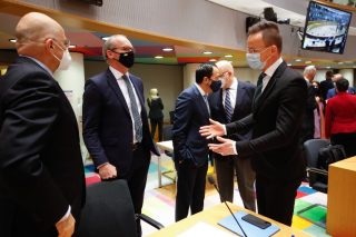 Ευρωπαϊκές κυρώσεις σε πρόσωπα και οντότητες από 6 χώρες