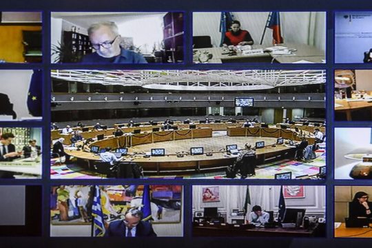 Κόκκινα δάνεια και πλειστηριασμοί στο Eurogroup της Δευτέρας