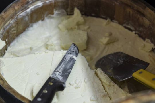 Αυστηρότερους ελέγχους ζητούν οι κτηνοτρόφοι μετά τη νοθεία σε φέτα ΠΟΠ
