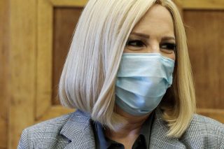 Καμπανάκι Γεννηματά για το μπλακ άουτ στα νοσοκομεία