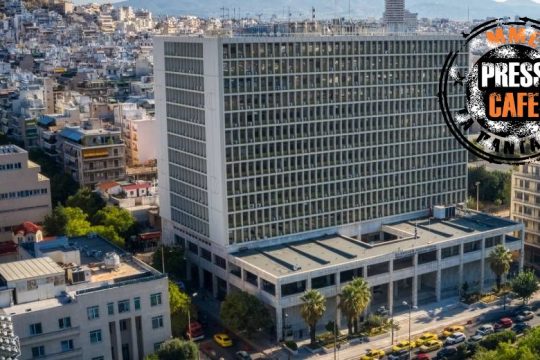 Ενα εξώδικο (και) για τον Βαξεβάνη