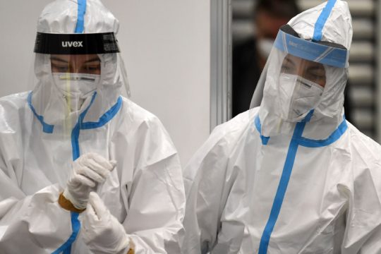 Στο «κόκκινο» τα νοσοκομεία σε πολλές χώρες της E.E.