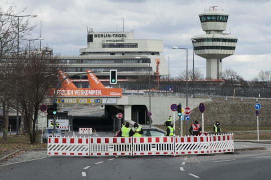 Μόνο με αρνητικό τεστ θα μπαίνουν οι ταξιδιώτες στη Γερμανία