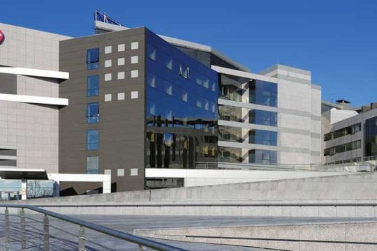 Ιατρικό Διαβαλκανικό Θεσσαλονίκης: Δωρεά 3.000 τεστ διάγνωσης κορωνοϊού