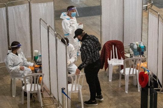 Δικαστικό «μπλόκο» στο Ισραήλ σε παρακολούθηση τηλεφώνων για ιχνηλάτηση φορέων κορονοϊού
