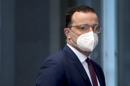 «Το σύστημα υγείας της Γερμανίας μπορεί να φτάσει στα όριά του τον Απρίλη»