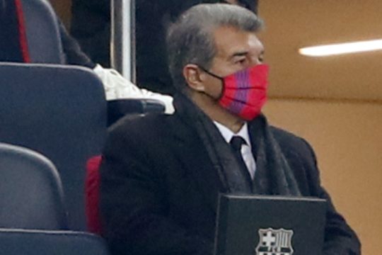 Επιστρέφει στην προεδρία ο Τζουάν Λαπόρτα