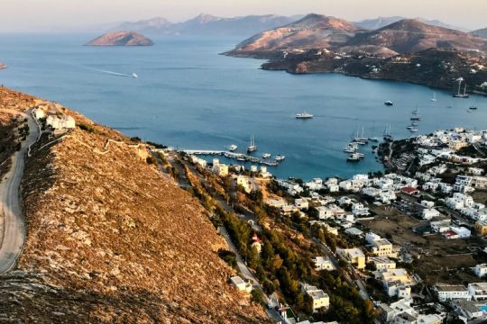 Παρατείνεται το σκληρό lockdown στη Λέρο