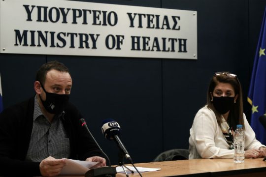 Παπαευαγγέλου: Πάνω από 2.500 νοσηλεύονται με Covid στην Αττική
