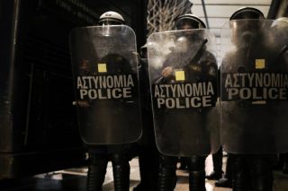 Οι… αμμοκράτες της οργής στη Χαλκιδική