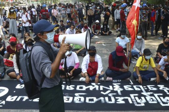 H πιο αιματηρή μέρα από την αρχή του πραξικοπήματος στην Μιανμάρ