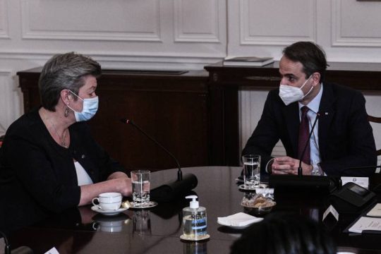 Κ. Μητσοτάκης: Προχωράμε στην κατασκευή μόνιμων εγκαταστάσεων στα νησιά