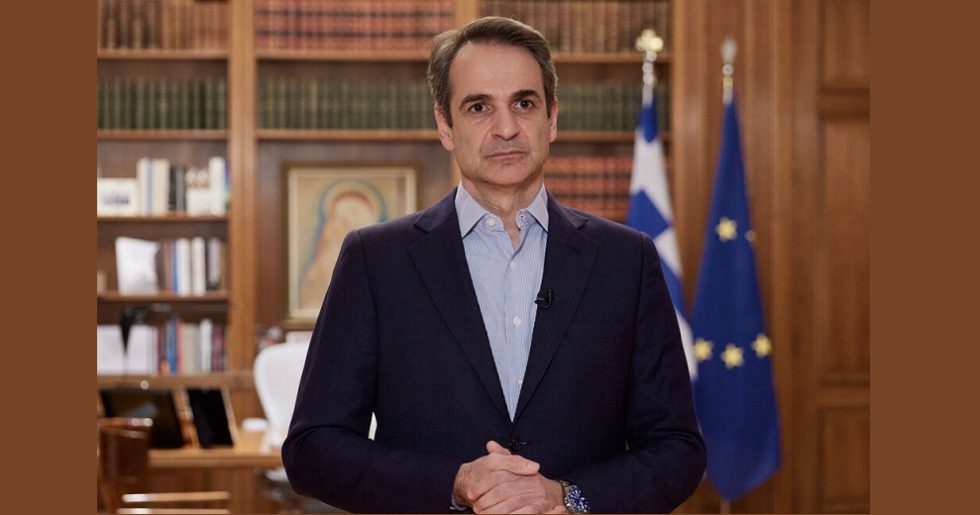 Ο Κυρ. Μητσοτάκης, αν και παραδέχτηκε τη συσσωρευμένη οργή, ρίχνει λάδι στη φωτιά