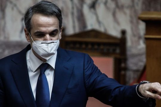 Σταδιακή επιστροφή στην κανονικότητα με ρεκόρ κρουσμάτων