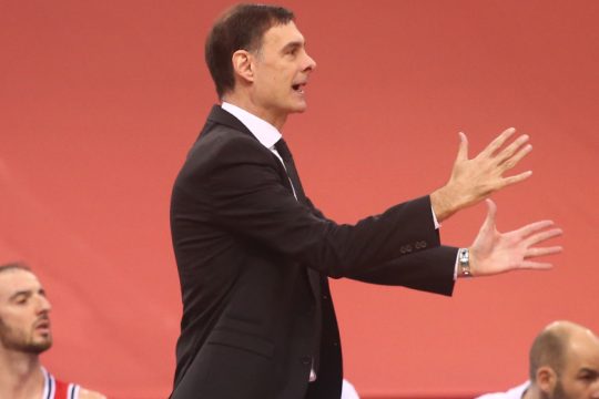 «Νυχτερίδες» κι αράχνες