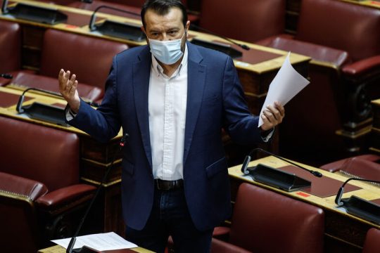 Live η συζήτηση στην Ολομέλεια για Προανακριτική κατά του Ν. Παππά