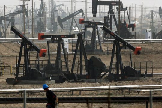 Τιμή ρεκόρ για το πετρέλαιο πρώτη φορά από τον Μάιο του 2019