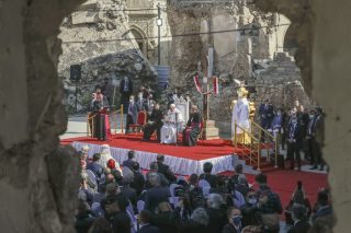 Τα πολλαπλά μηνύματα από την ιστορική επίσκεψη του Πάπα Φραγκίσκου στο Ιράκ