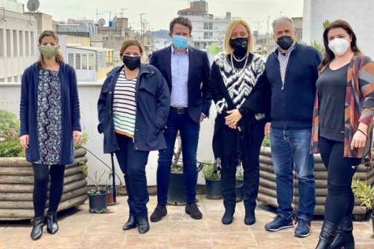 Η Parabita δίπλα σε Γυναίκες που το έχουν ανάγκη