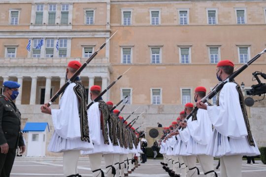 Υποτίμηση και ευτελισμός της εθνικής παλιγγενεσίας