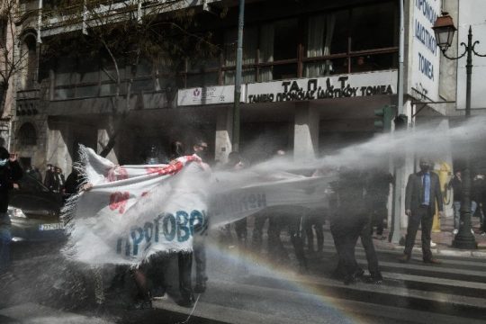 Σε συλλήψεις μετατράπηκαν 7 από τις 29 χθεσινές «τυφλές» προσαγωγές