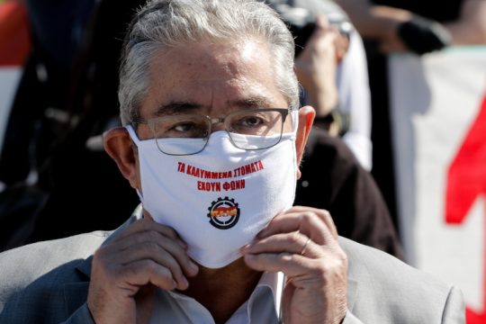 Δ. Κουτσούμπας: Τέσσερα κομβικά μέτρα για την αντιμετώπιση της πανδημίας