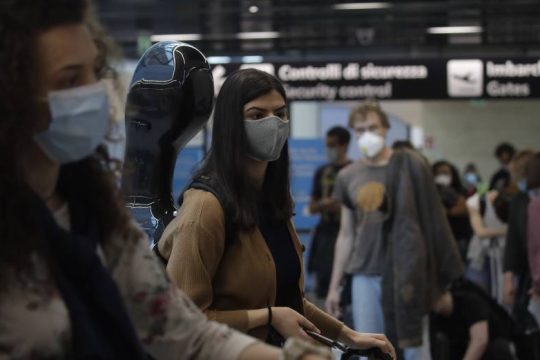 Πενθήμερη καραντίνα επιβάλλει η Ιταλία στους ταξιδιώτες για το Πάσχα