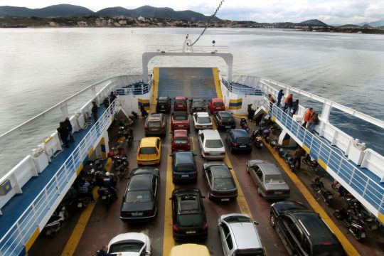 Αποκλεισμένη  η Σαλαμίνα από  το μεταφορικό  ισοδύναμο