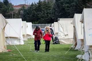 Οικίσκοι για προσωρινή διαμονή, επιδότηση ενοικίου και έκτακτες επιχορηγήσεις