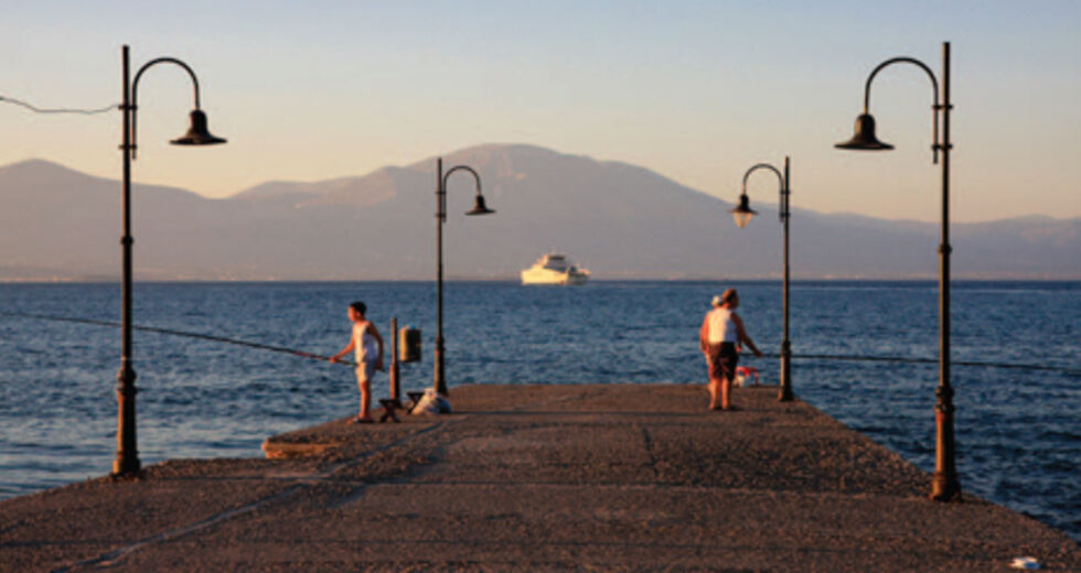 Αναμένει ακόμη το «άγγιγμα» της Ιστορίας