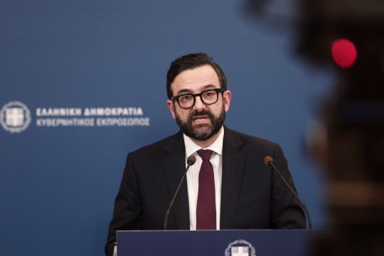 Γιατί παραιτήθηκε ο Ταραντίλης