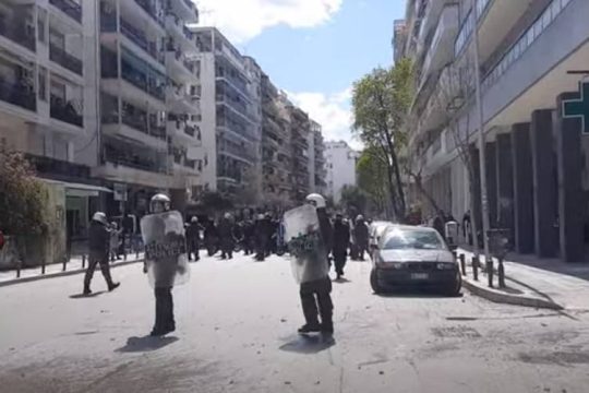 Επίθεση ακροδεξιών σε αυτοδιαχειριζόμενο χώρο της Θεσσαλονίκης
