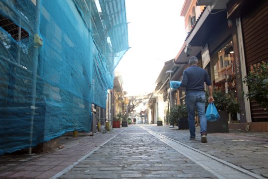 Οι αλλαγές στα μέτρα που εξετάζει η κυβέρνηση από το Σάββατο