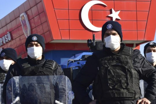 Νέες συλλήψεις στο τουρκικό στράτευμα για την εξόντωση «συνωμοτών»