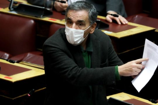 Στη Βουλή φέρνει ο ΣΥΡΙΖΑ τη λογοκρισία στο Facebook